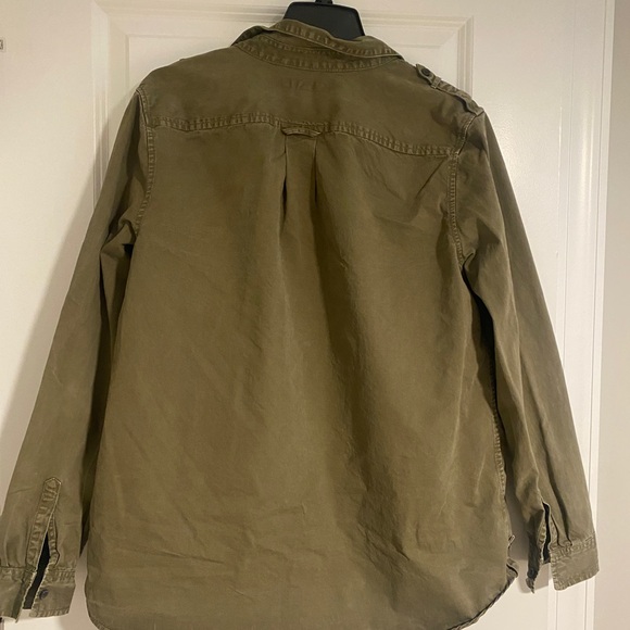 Banana Republic women’s shacket. Size Lg. - Picture 4 of 4